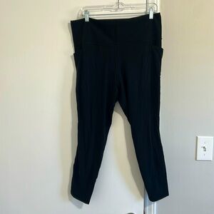 Athleta Stash leggings, side pockets